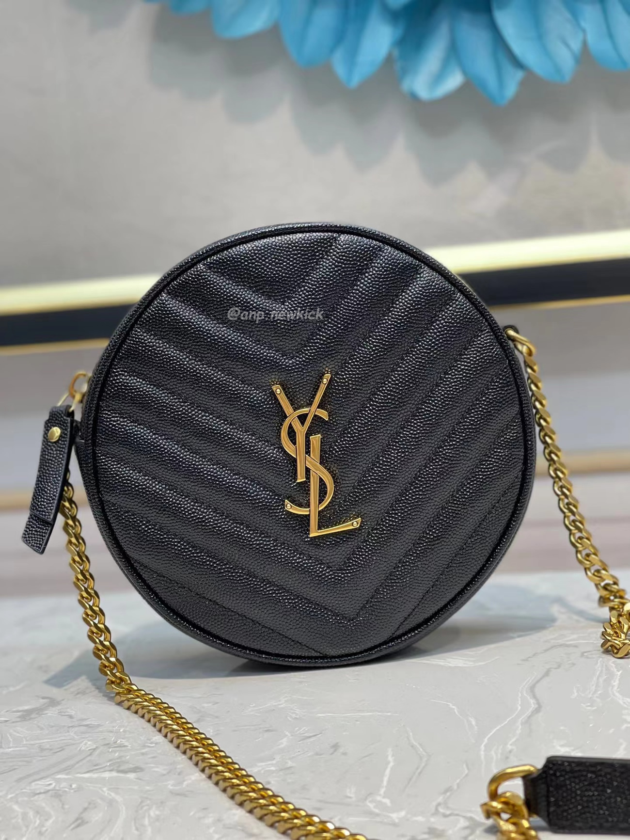 Saint Laurent Circular Quilted Crossbody Bag (10) - www.newkick.vip